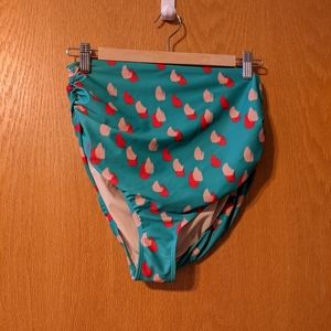 Albion Fit Green Ruched Bottoms Size L